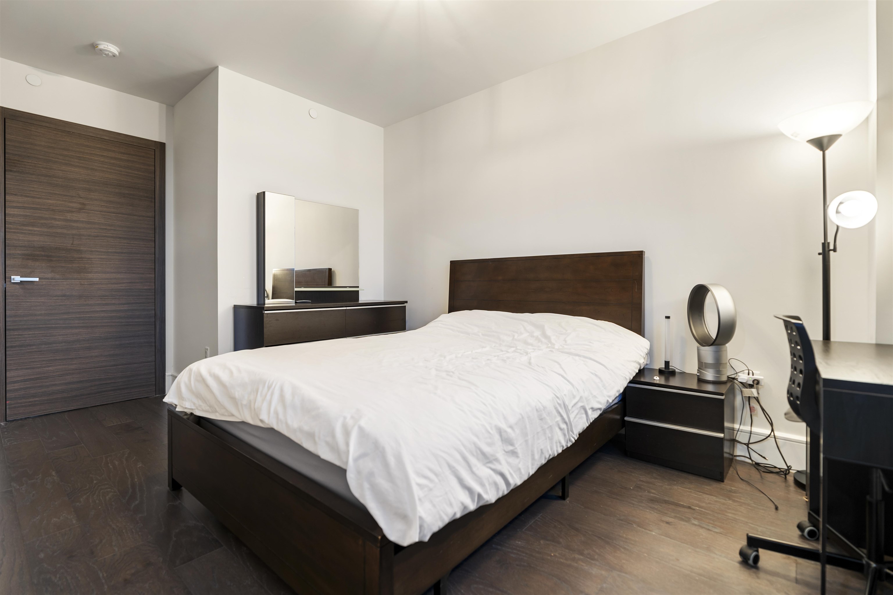 8701 CHURCHILL RD Unit: 1401