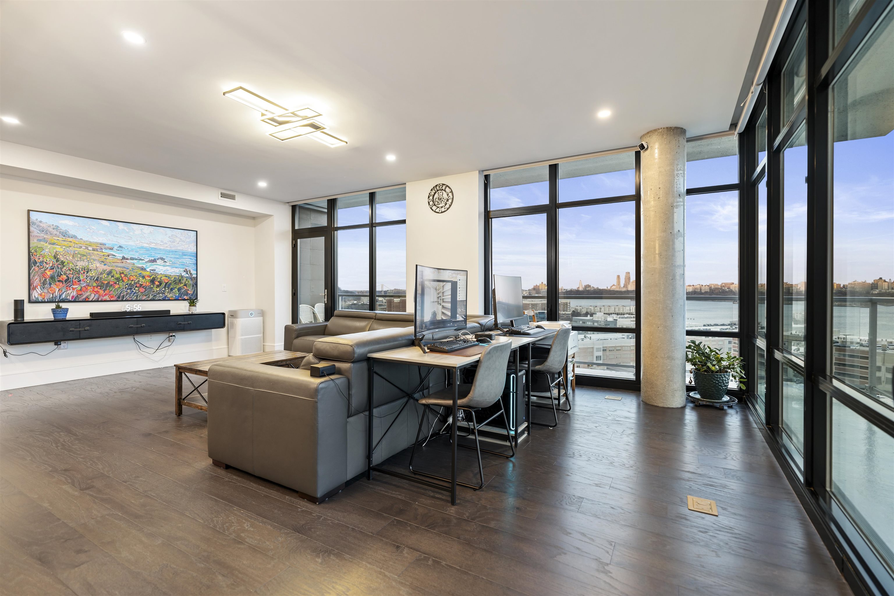 8701 CHURCHILL RD Unit: 1401