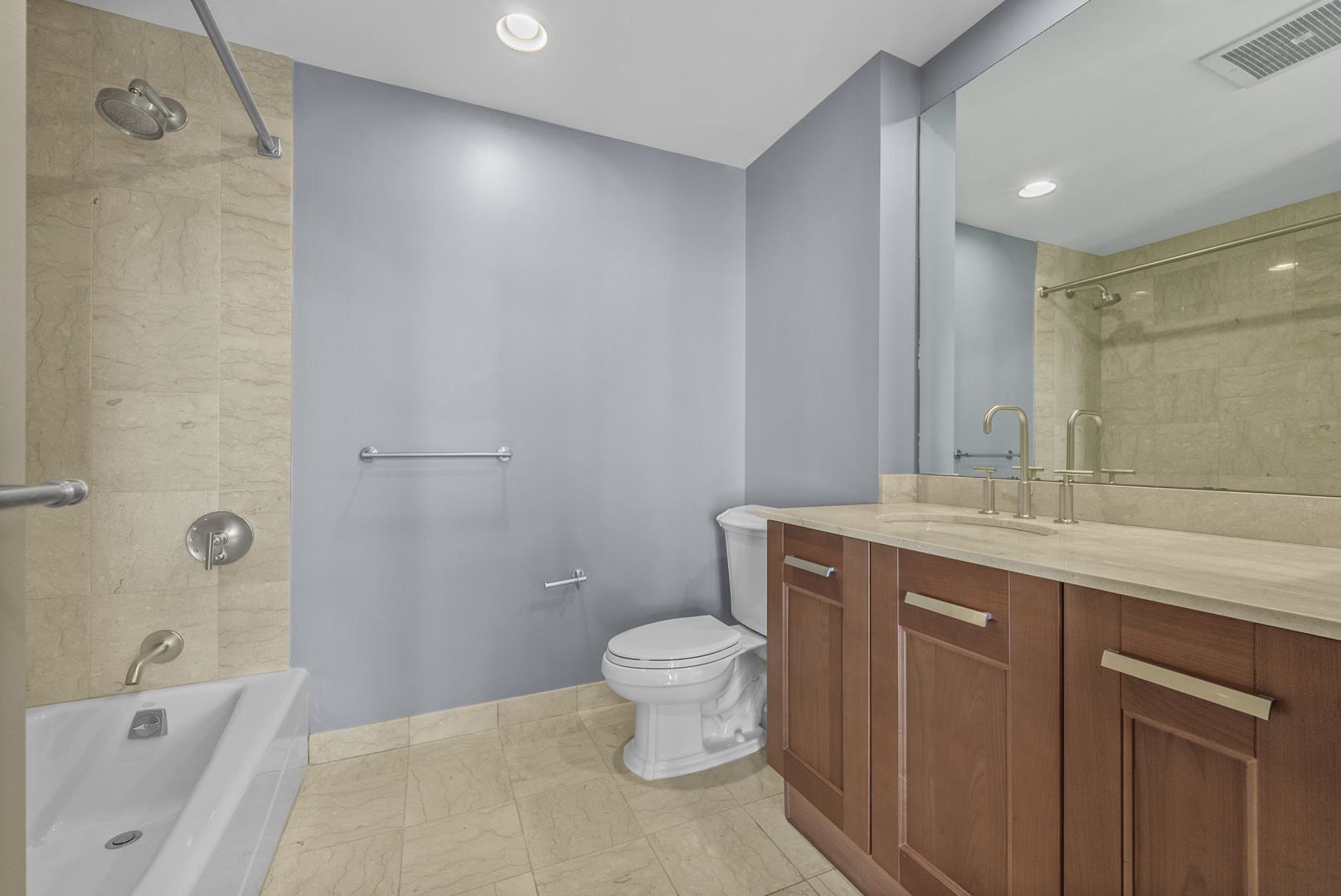 8100 RIVER RD Unit: 715