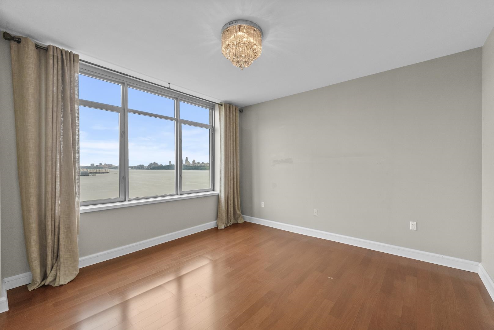 8100 RIVER RD Unit: 715