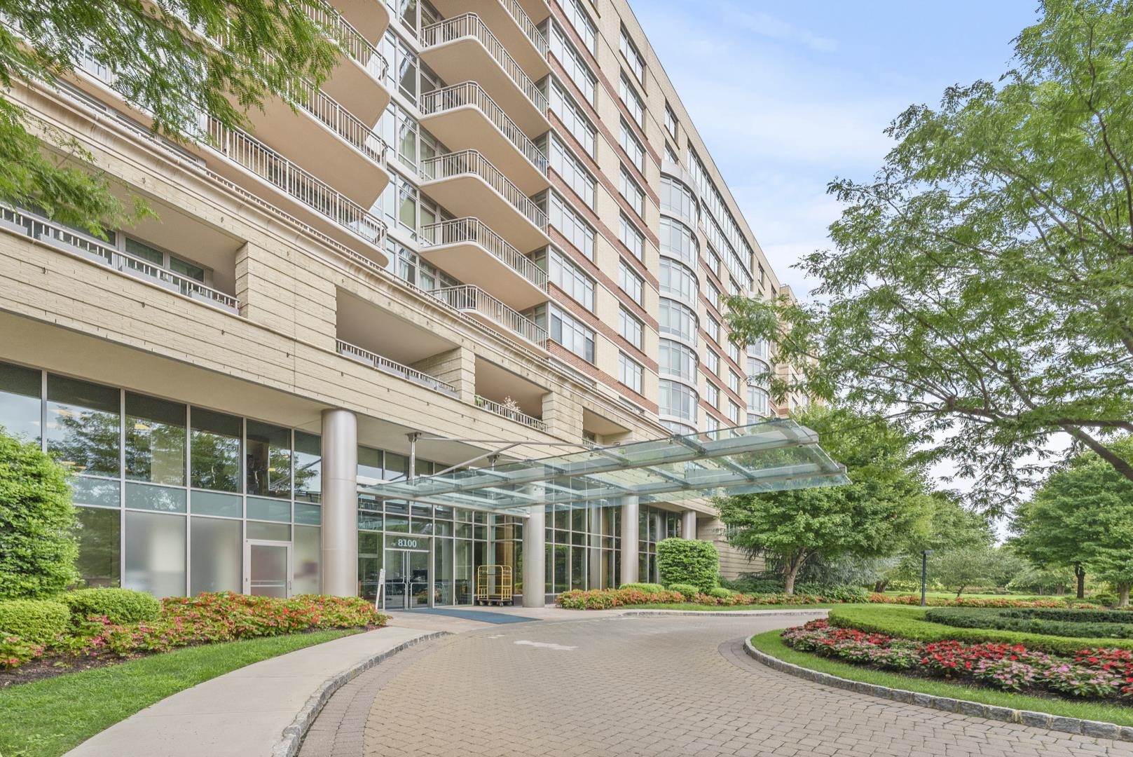 8100 RIVER RD Unit: 715
