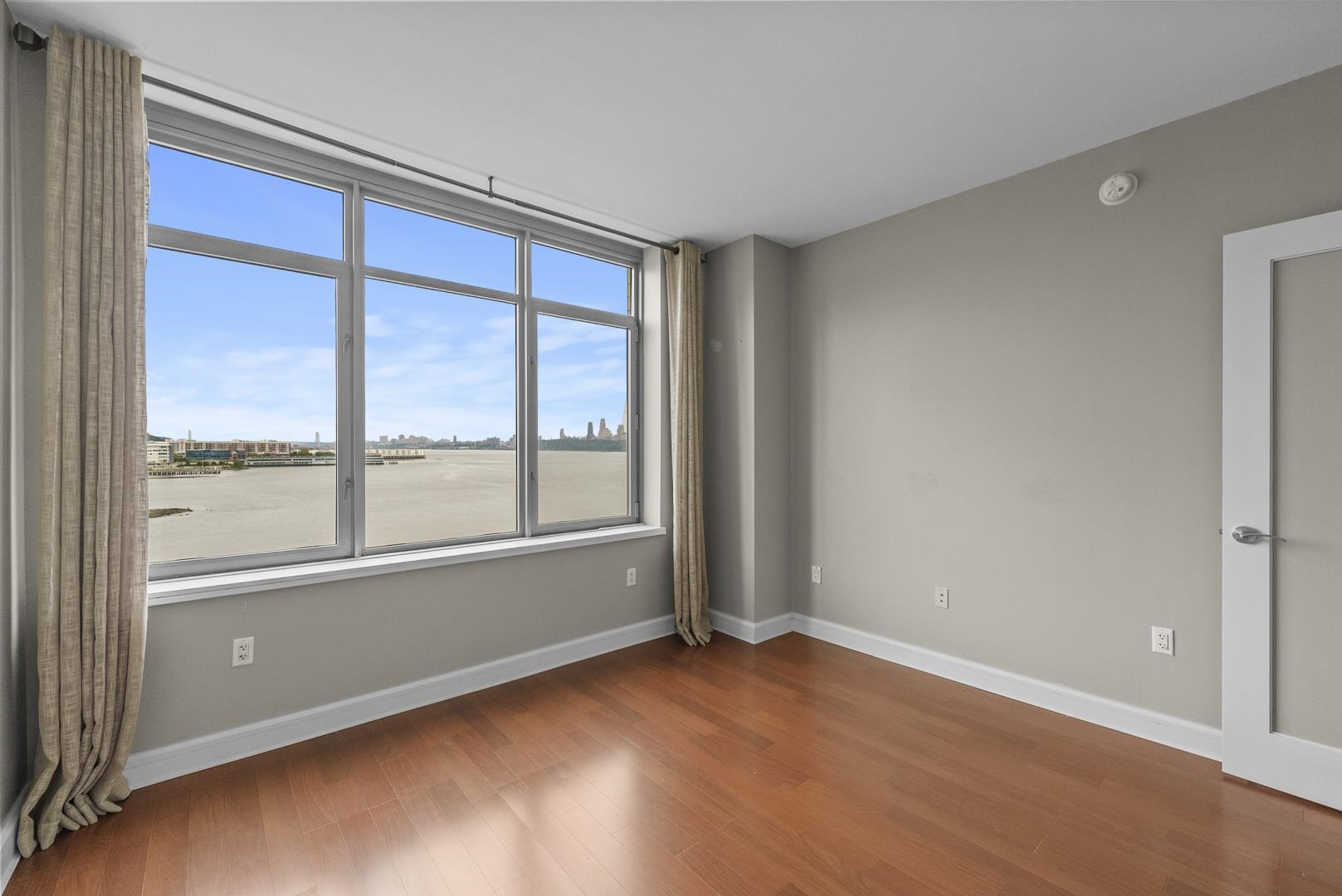 8100 RIVER RD Unit: 715