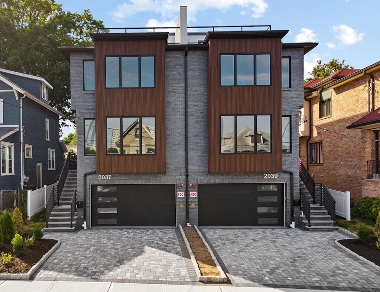 2037 MARGUERITE ST