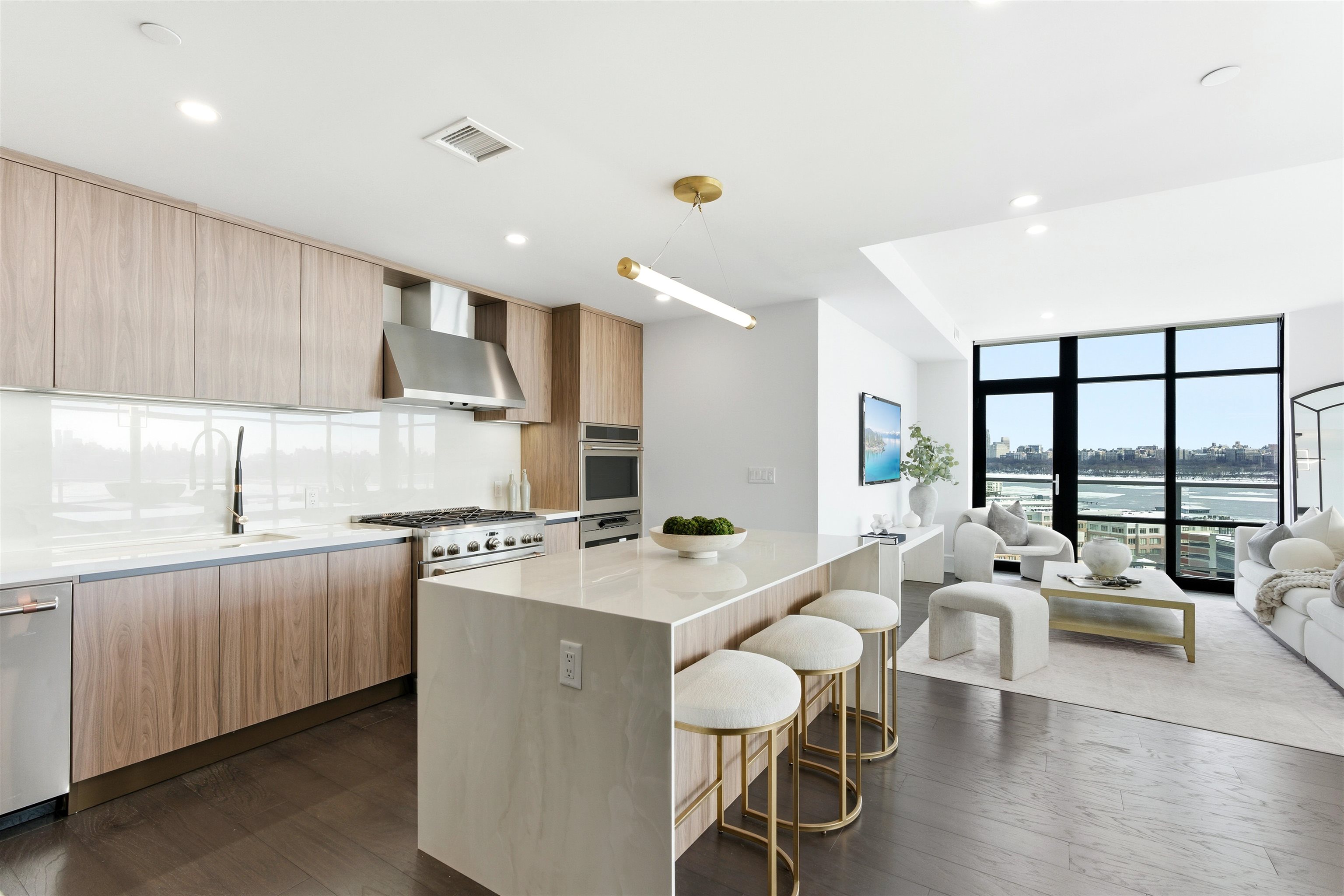 8701 CHURCHILL RD Unit: Unit 1401