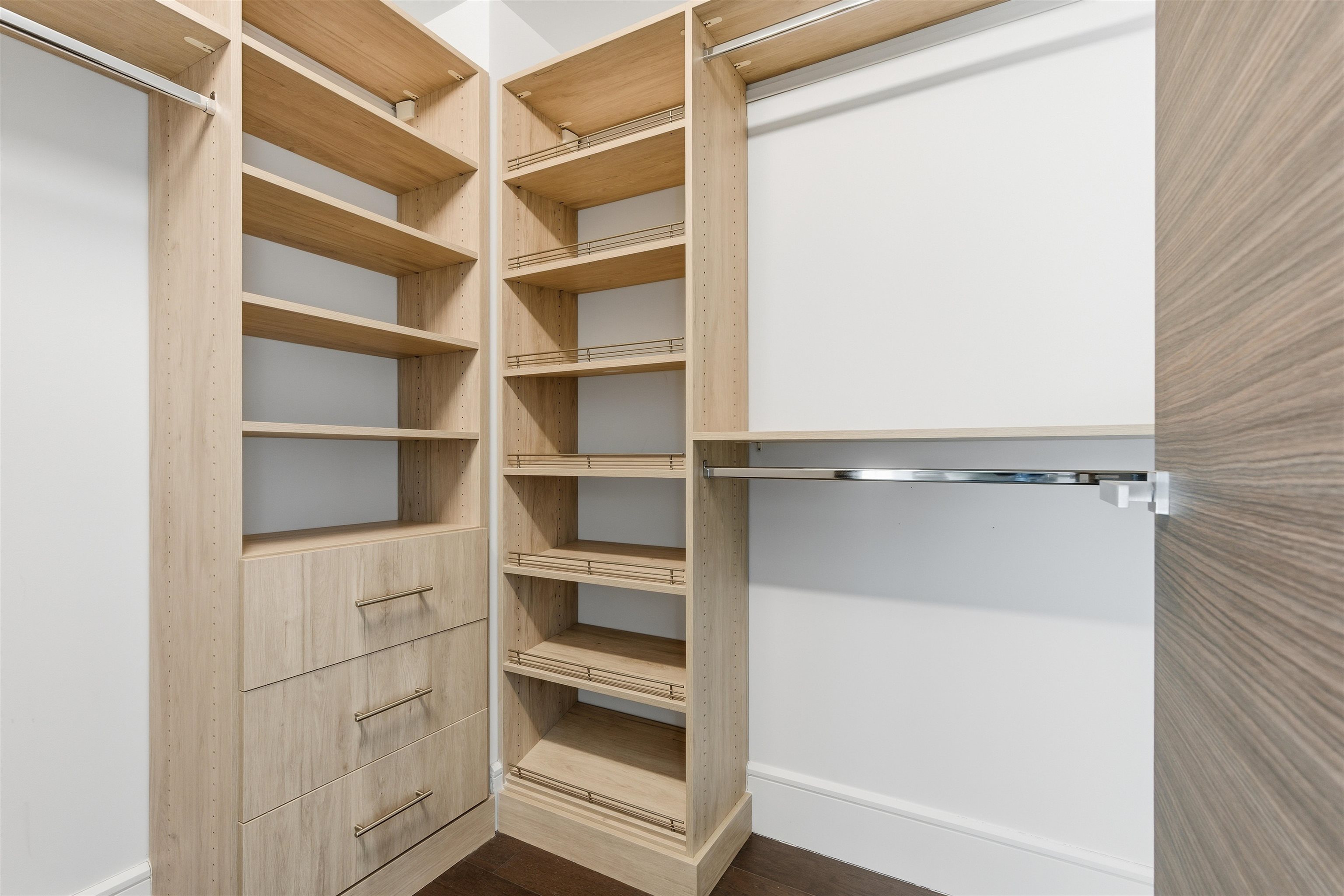8701 CHURCHILL RD Unit: Unit 1401