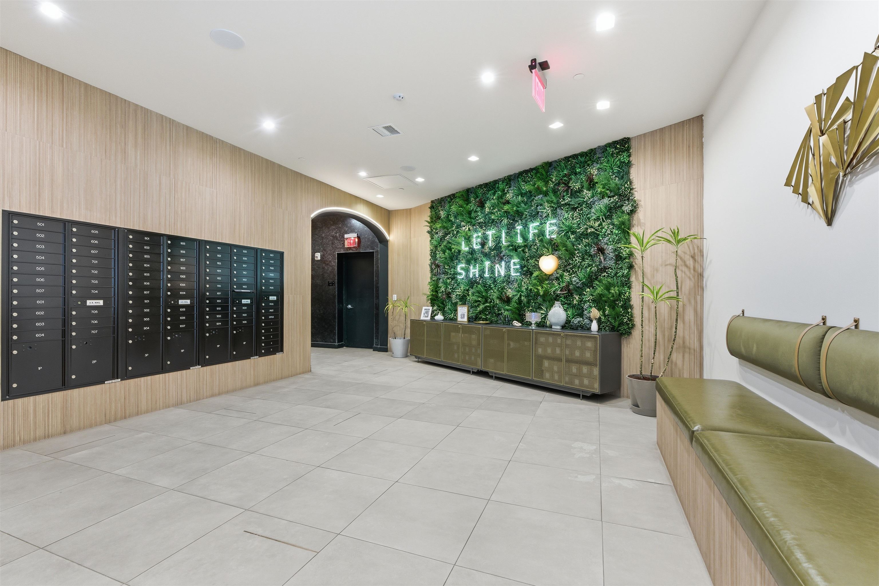 8701 CHURCHILL RD Unit: Unit 1401