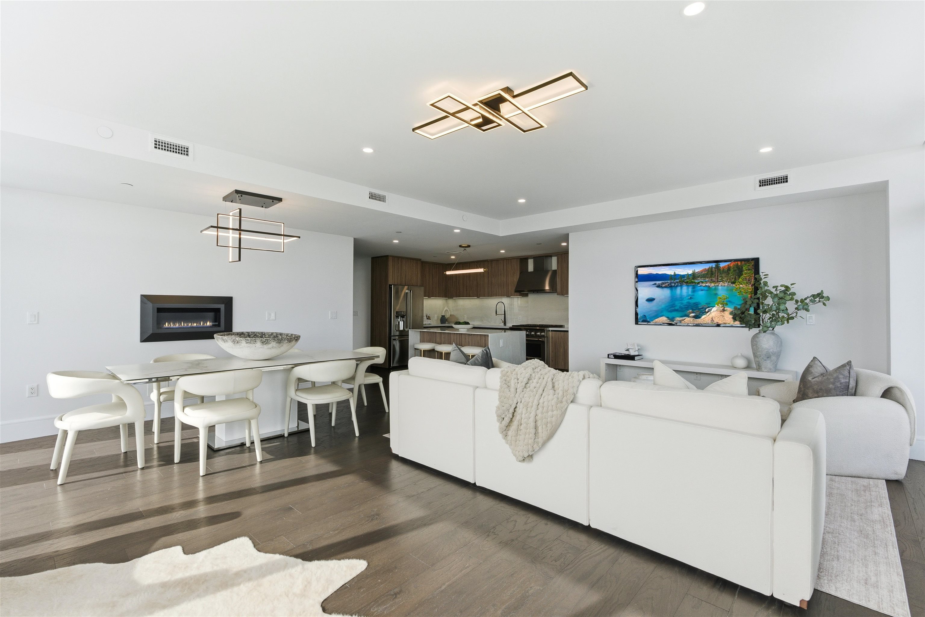 8701 CHURCHILL RD Unit: Unit 1401