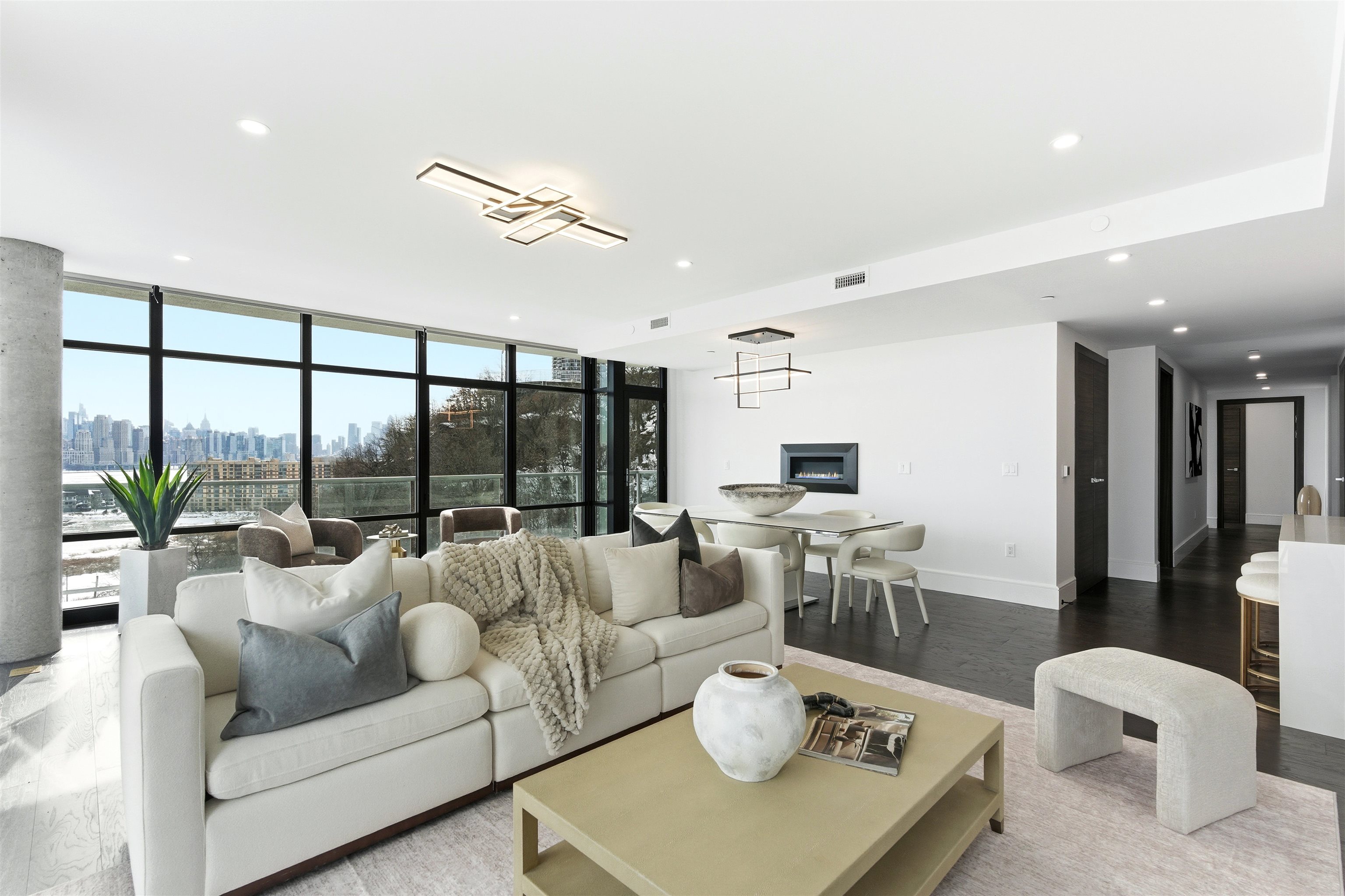 8701 CHURCHILL RD Unit: Unit 1401