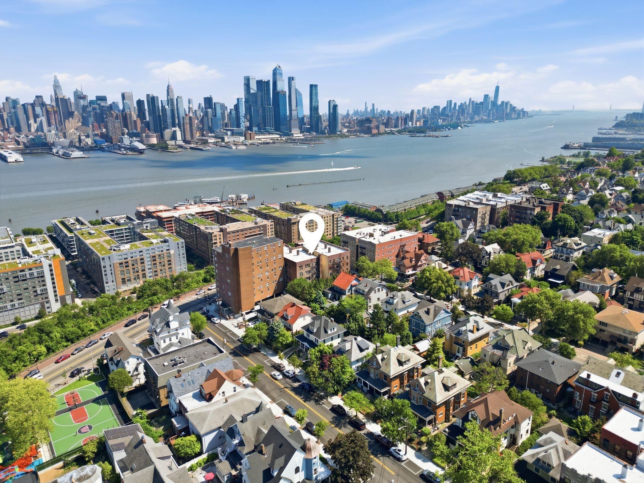 883 BLVD EAST Unit: 1F
