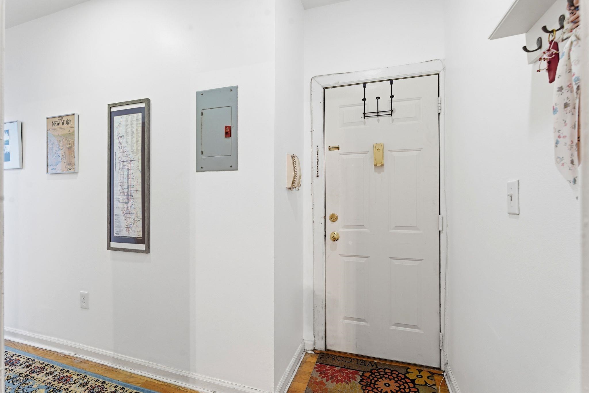883 BLVD EAST Unit: 1F