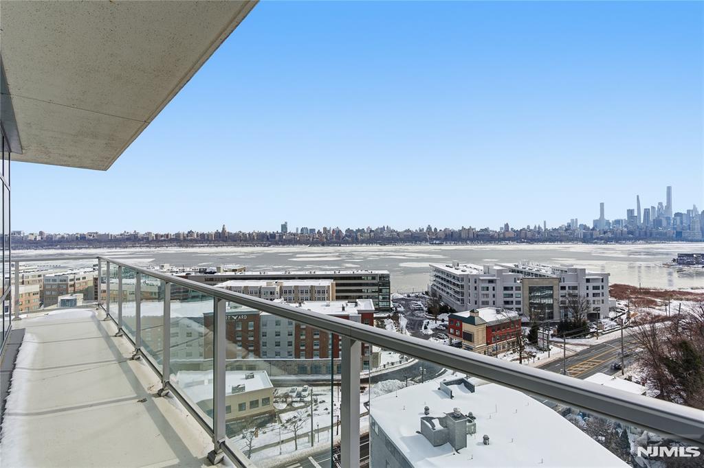 8701 Churchill Road 1401