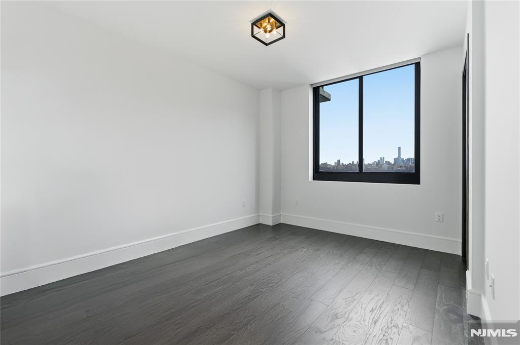 8701 Churchill Road 1401