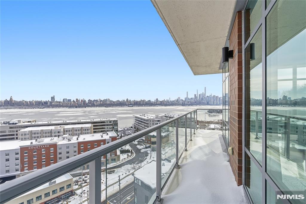 8701 Churchill Road 1401