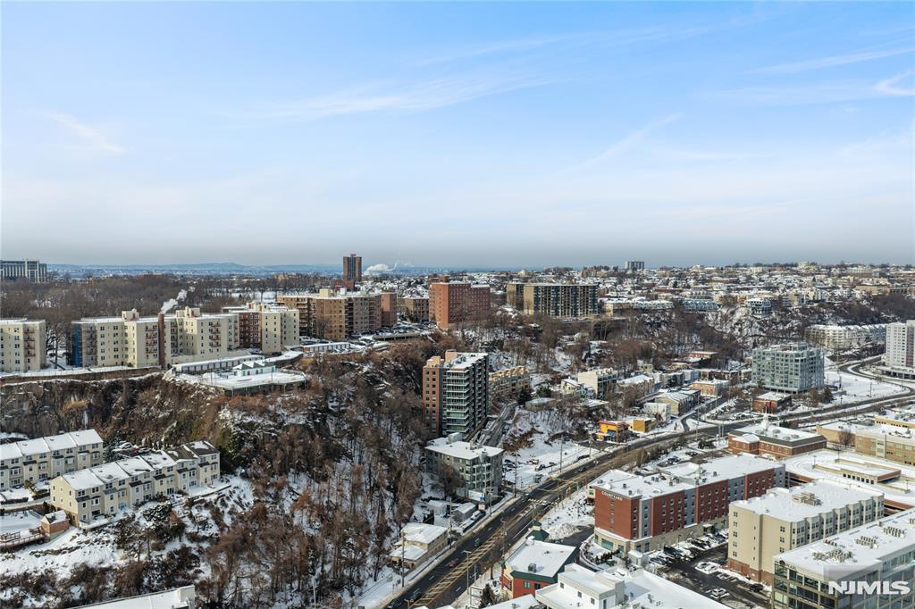 8701 Churchill Road 1401