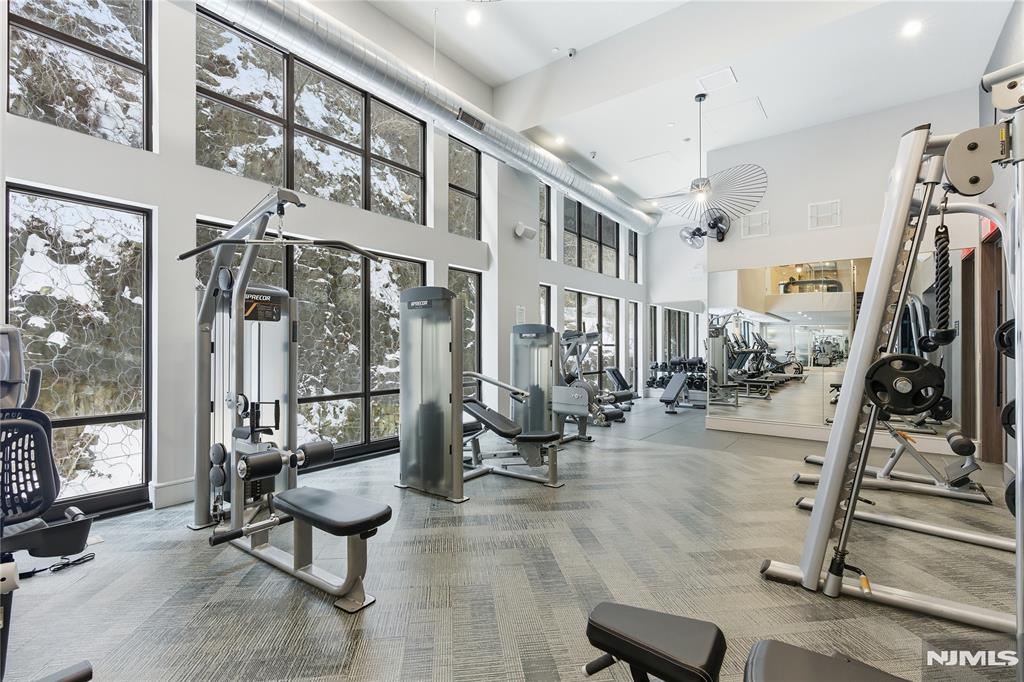 8701 Churchill Road 1401