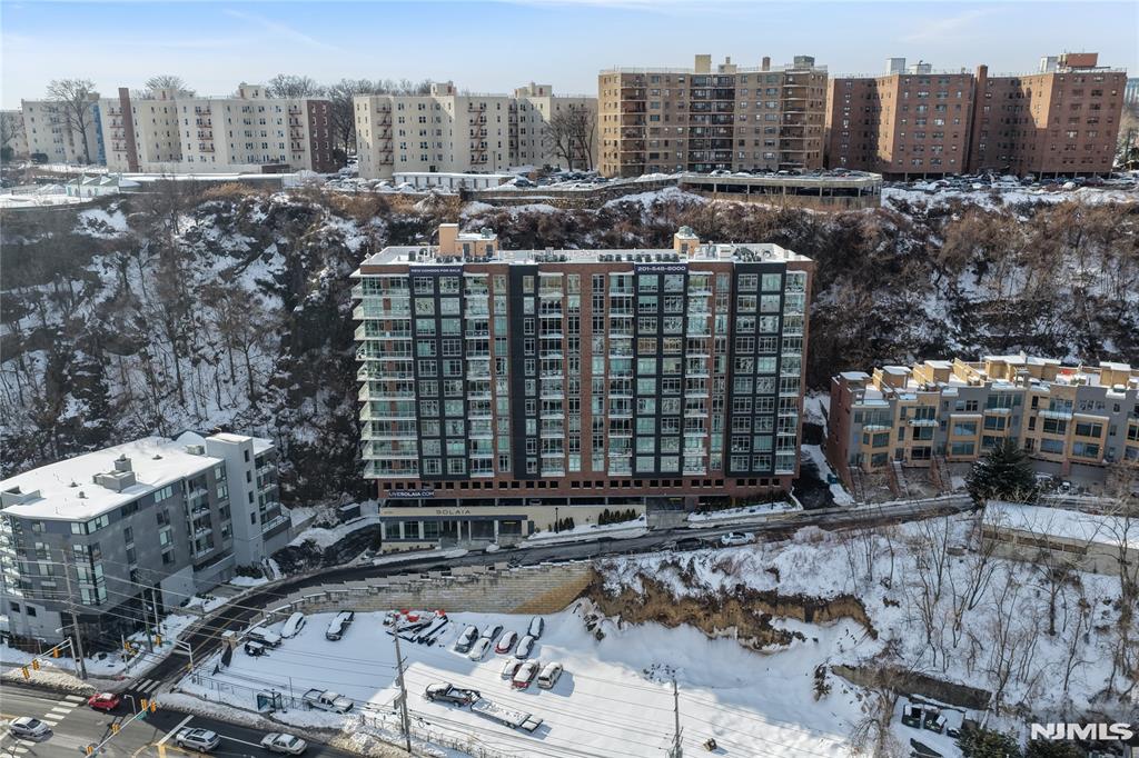 8701 Churchill Road 1401