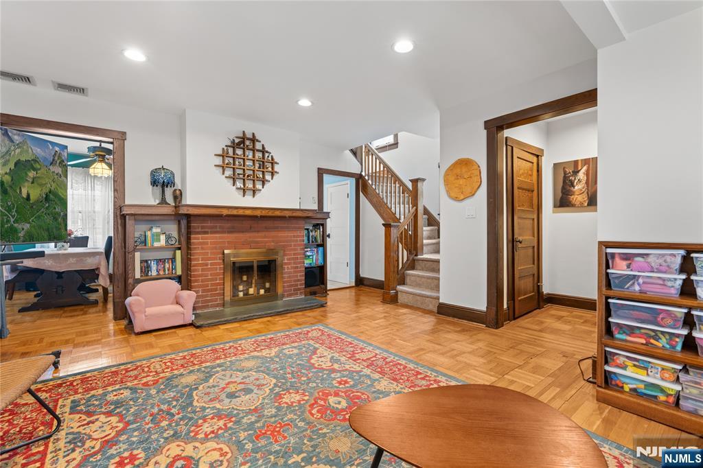 216 5th Street
