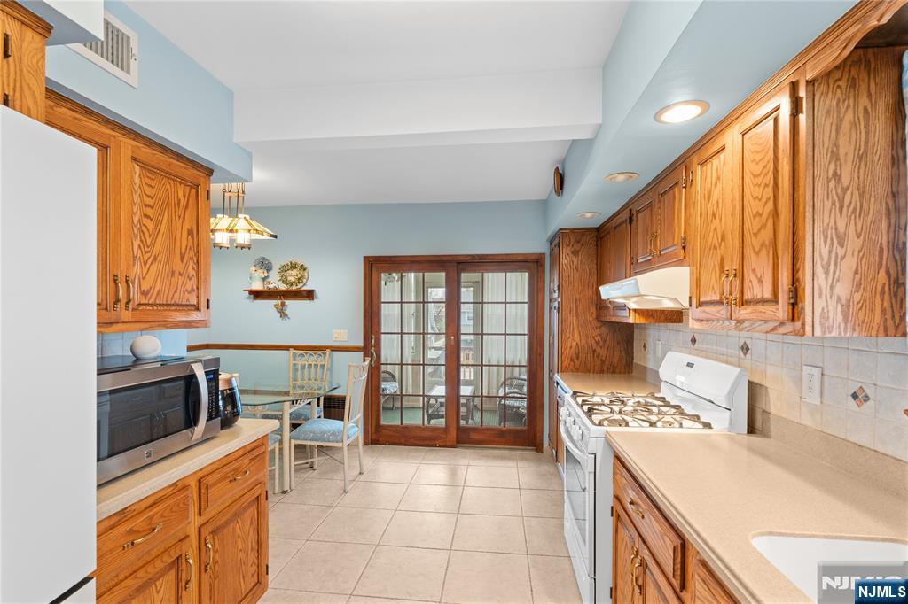 216 5th Street