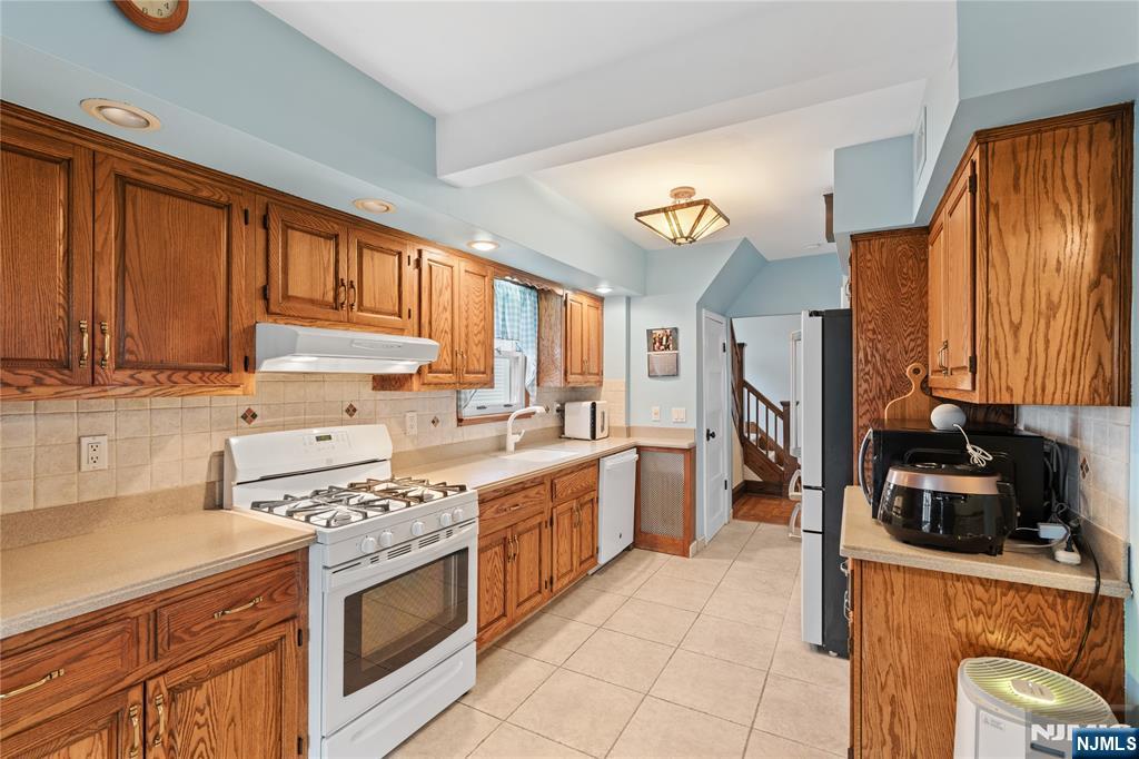 216 5th Street