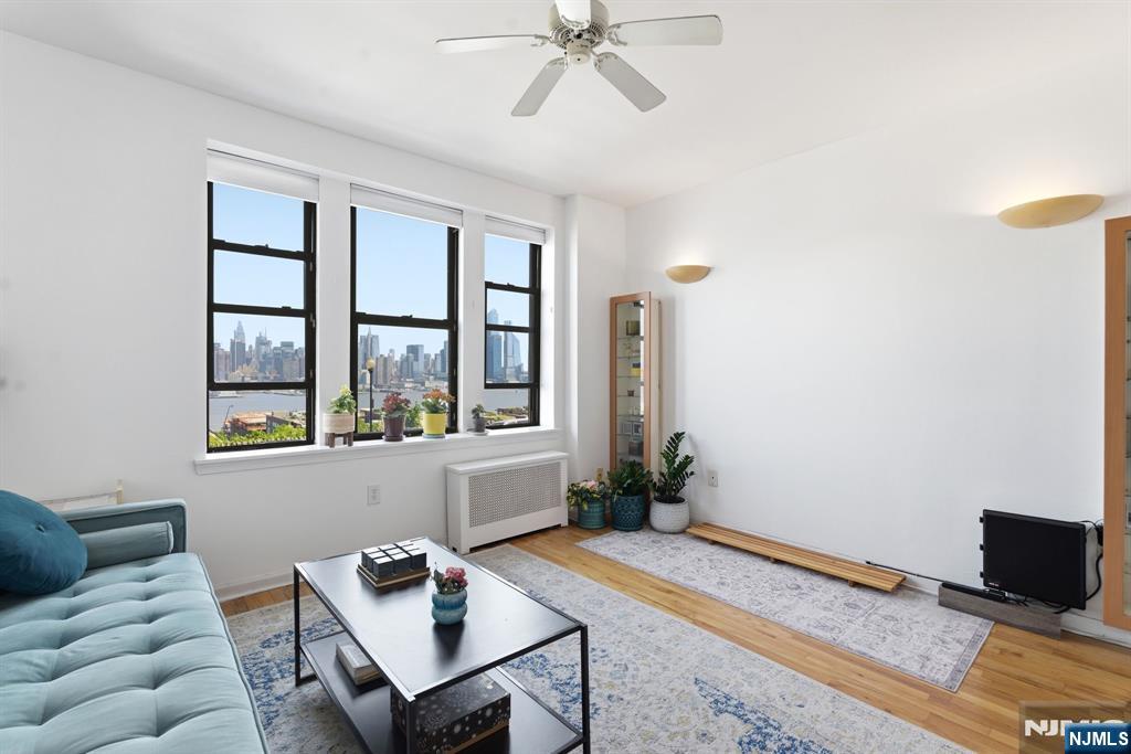 883 Boulevard 1F
