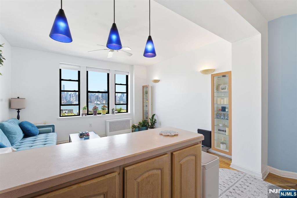 883 Boulevard 1F
