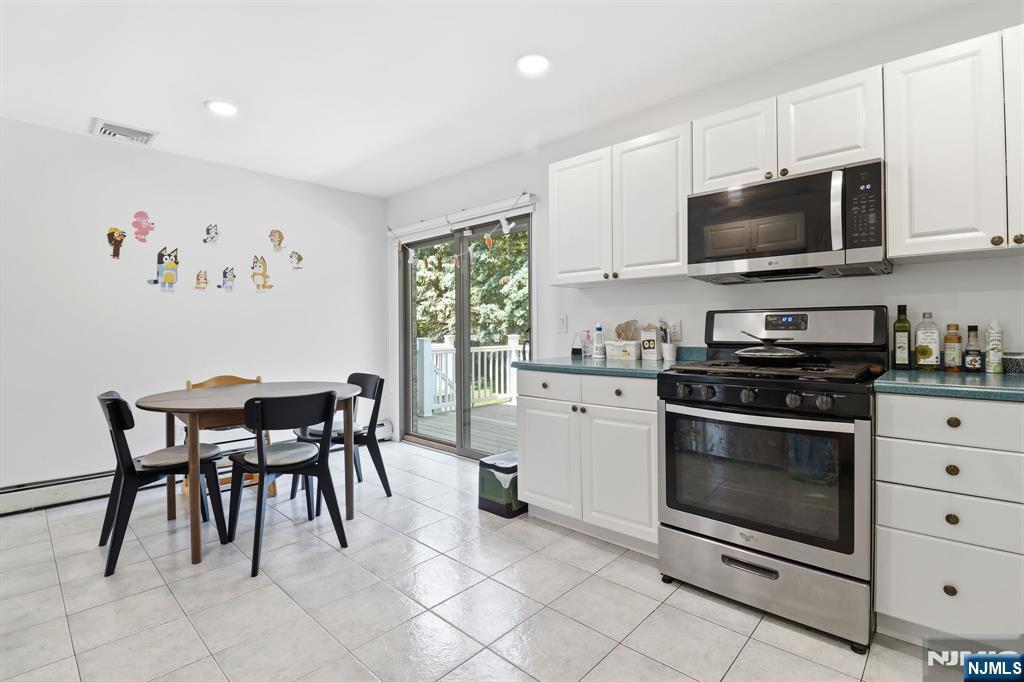 123 Hickory B