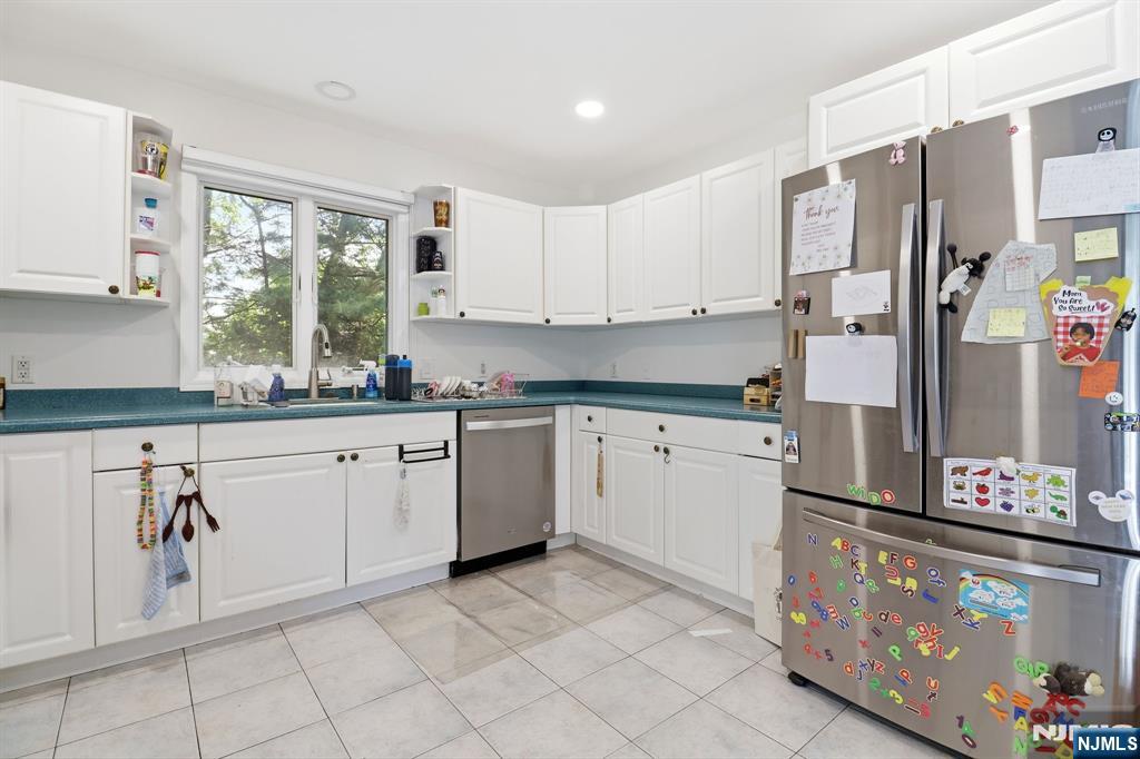 123 Hickory B
