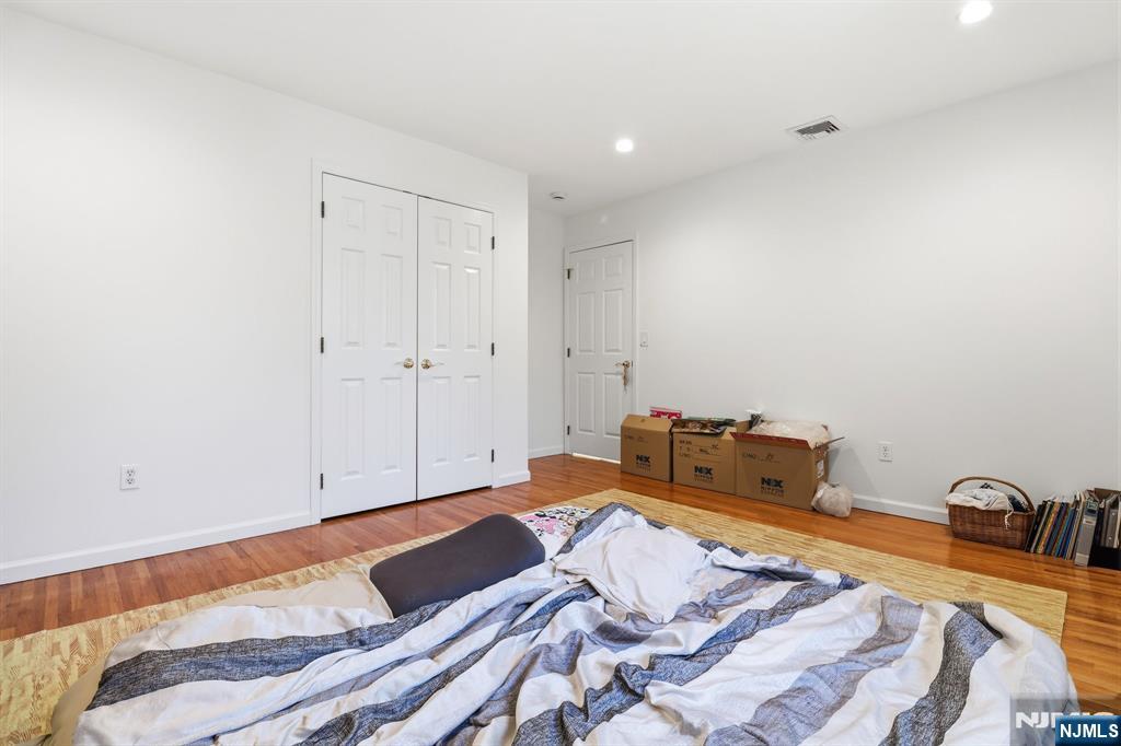 123 Hickory B