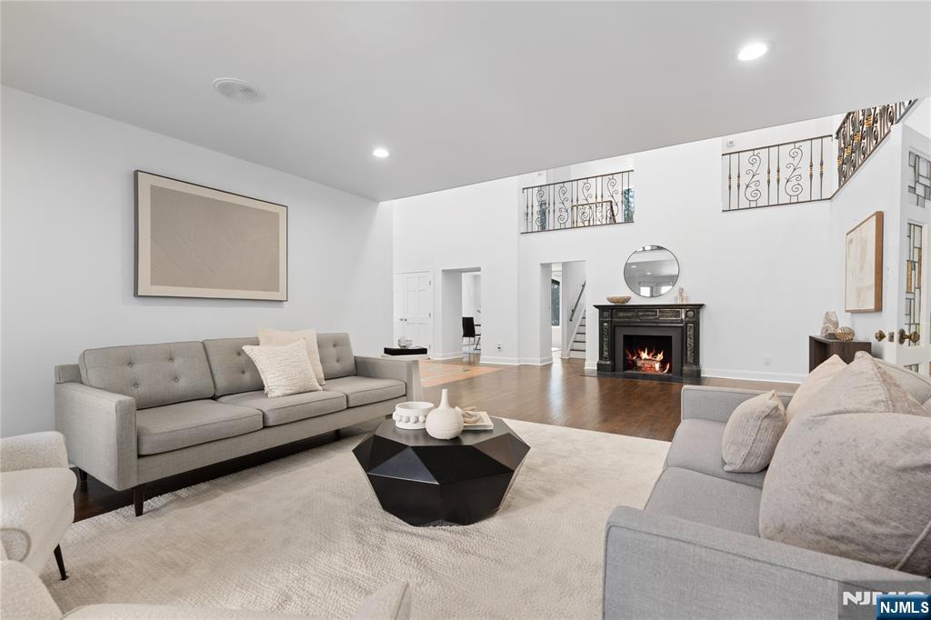 30 Creston Avenue