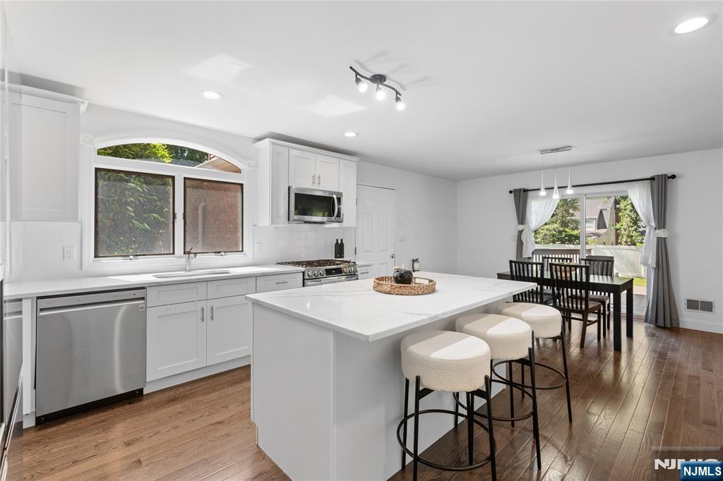 30 Creston Avenue