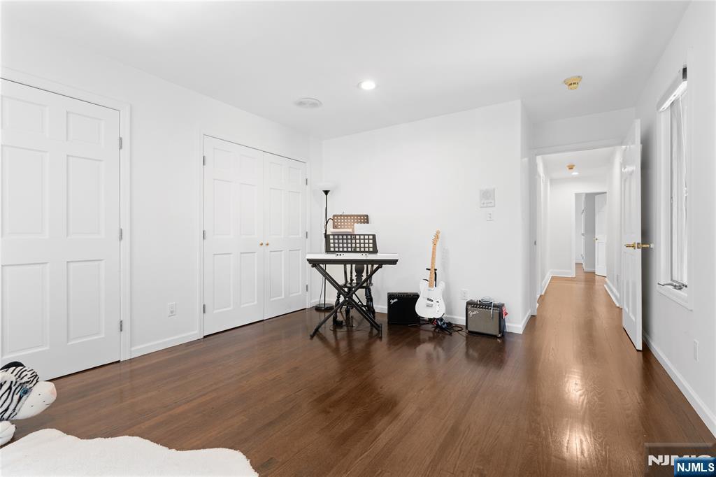 30 Creston Avenue