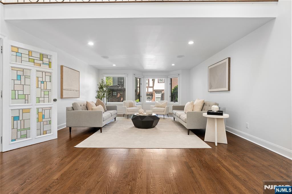 30 Creston Avenue