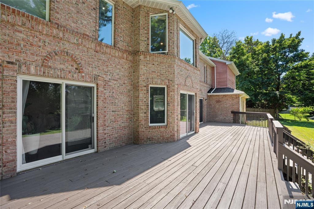 30 Creston Avenue