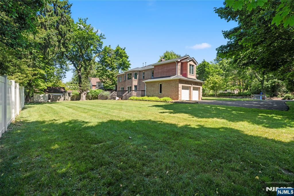 30 Creston Avenue