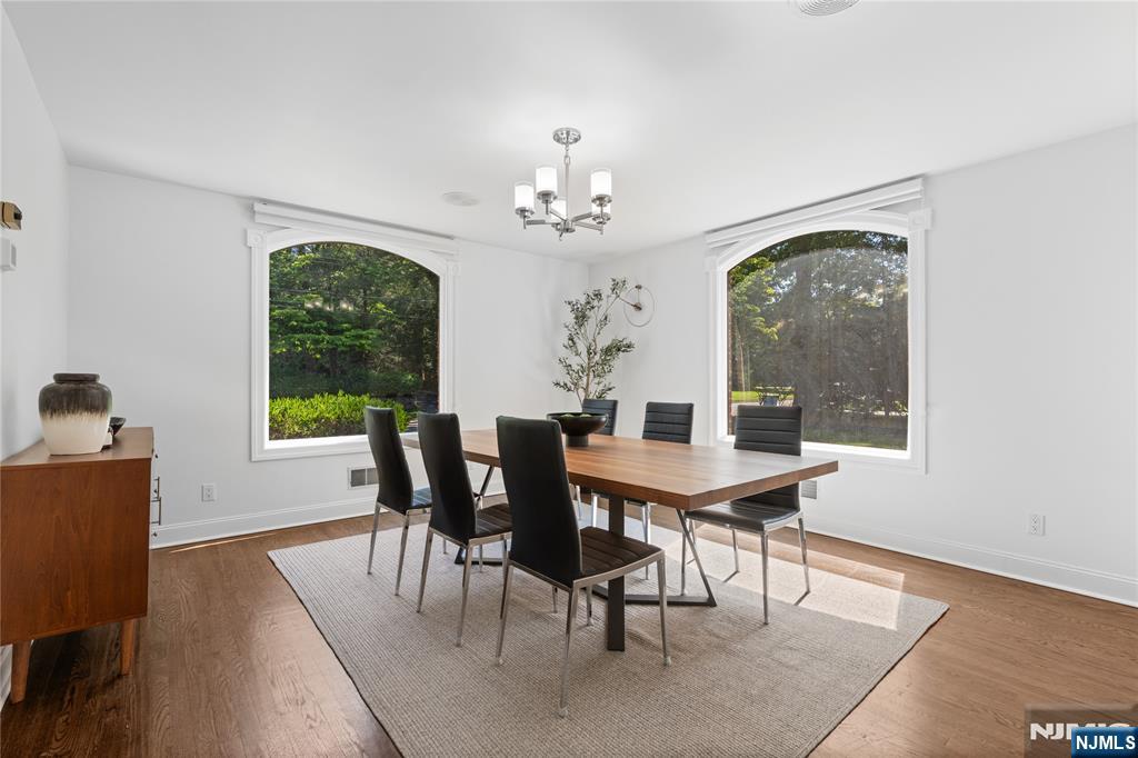 30 Creston Avenue