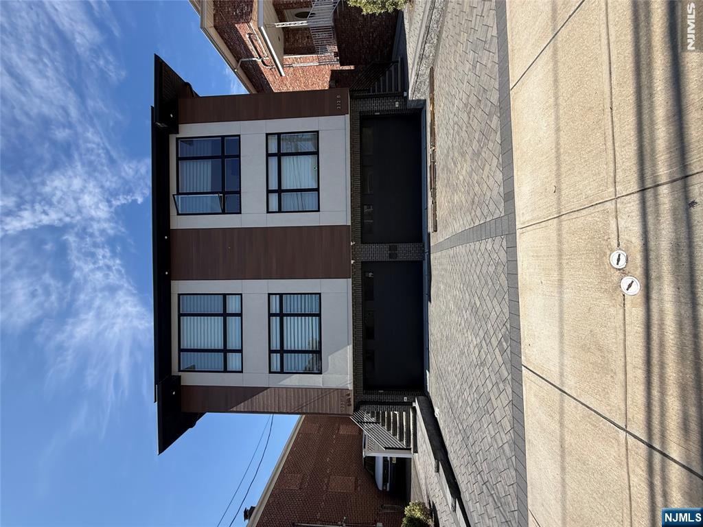 232 E Columbia Avenue A
