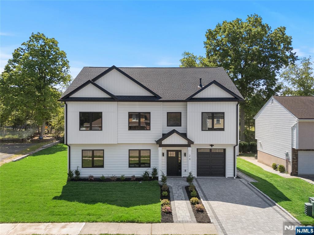 24 Richard Scott Court