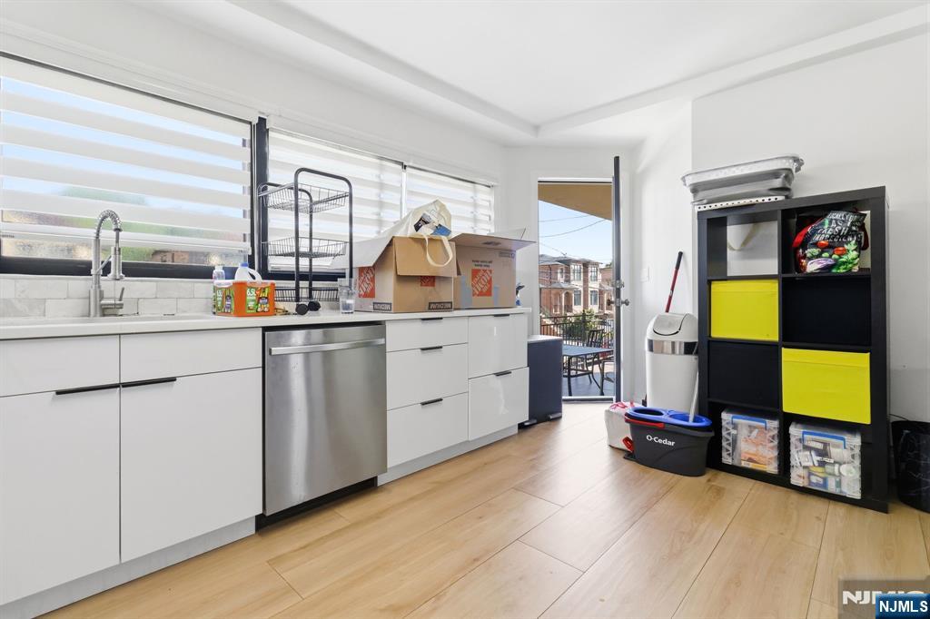 2477 6th Street 1st Floor