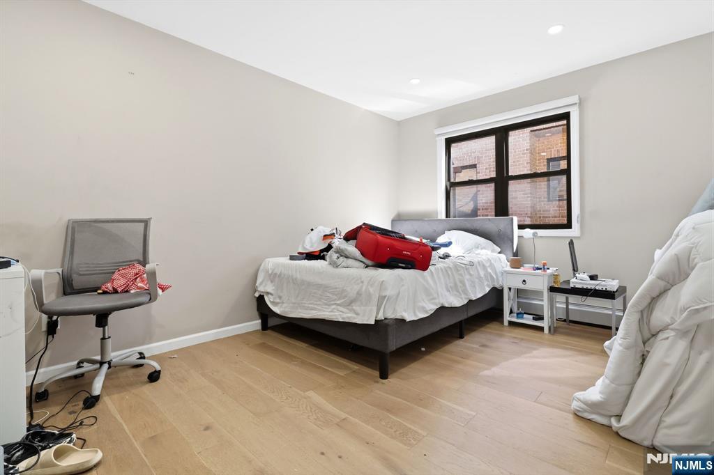 2477 6th Street 1st Floor