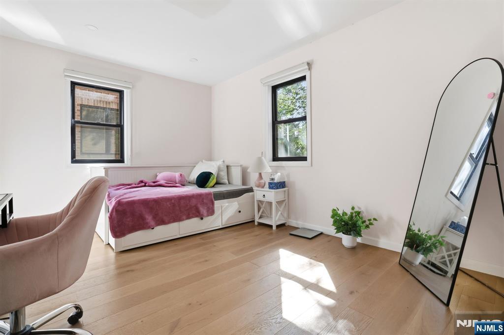 2477 6th Street 1st Floor