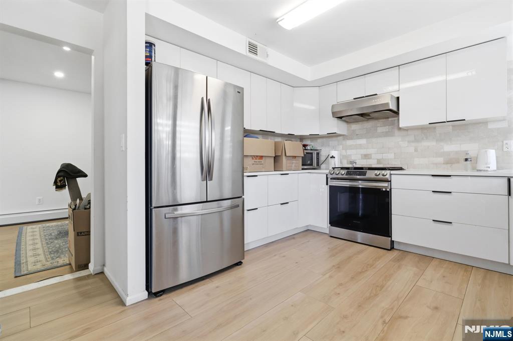 2477 6th Street 1st Floor