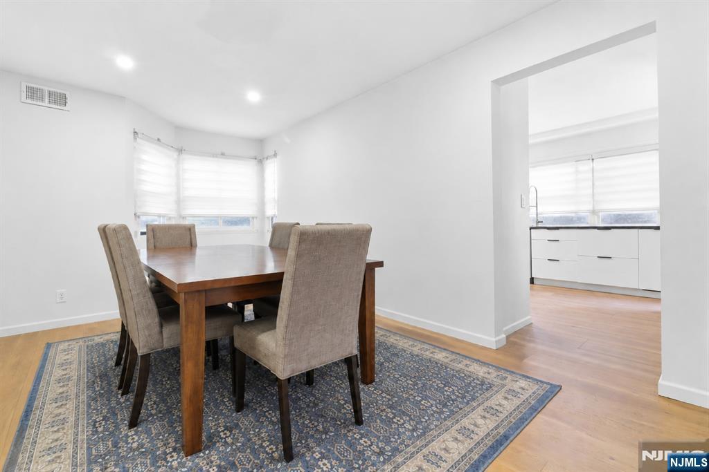 2477 6th Street 1st Floor
