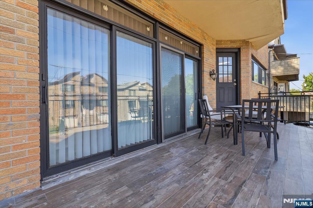 2477 6th Street 1st Floor