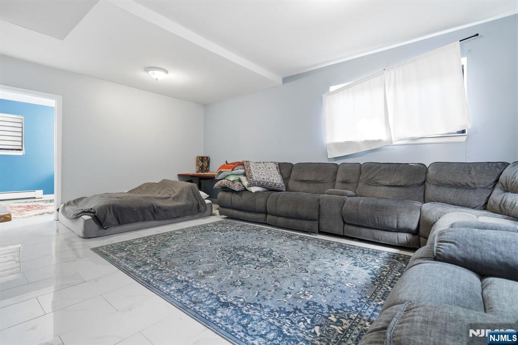 2477 6th Street 1st Floor