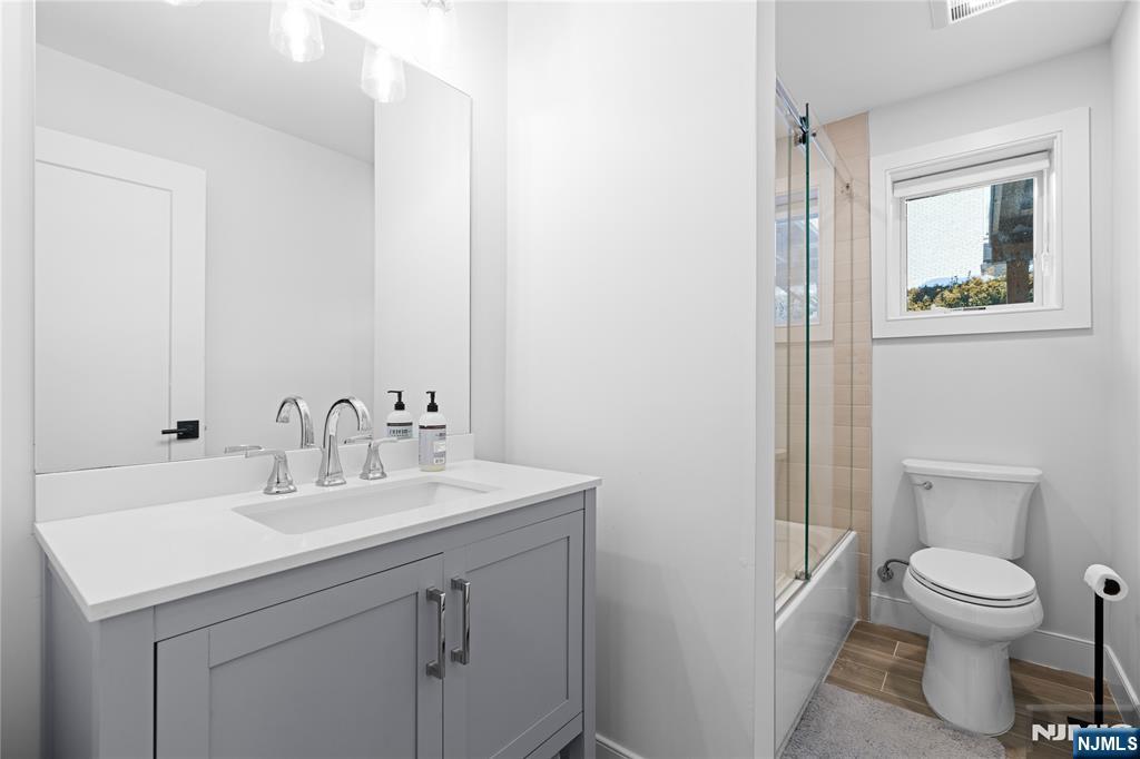 217 5th Street B