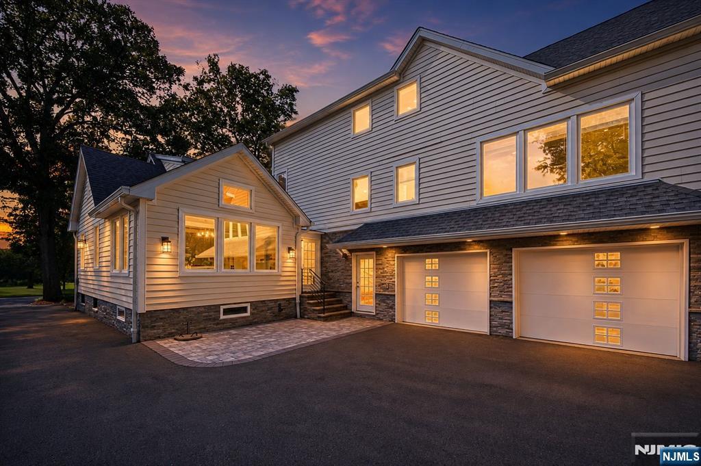 40 Dean Drive