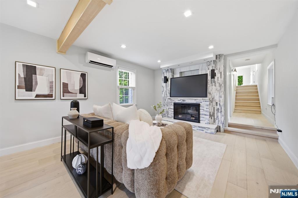 40 Dean Drive