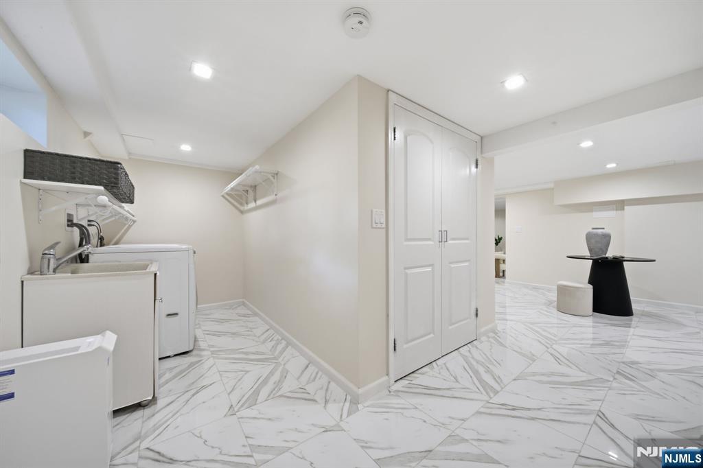 40 Dean Drive