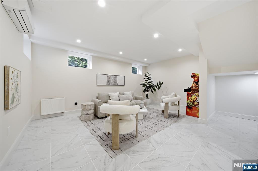 40 Dean Drive