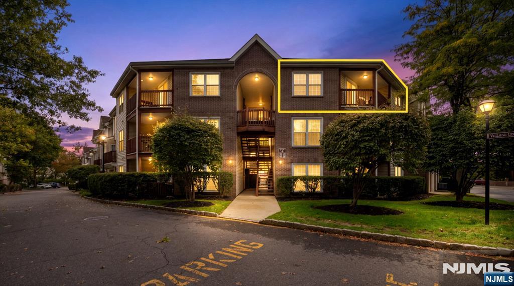 271 Village Circle Drive